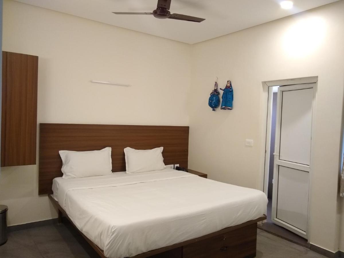 Avea Accommodation Madurai Exterior foto